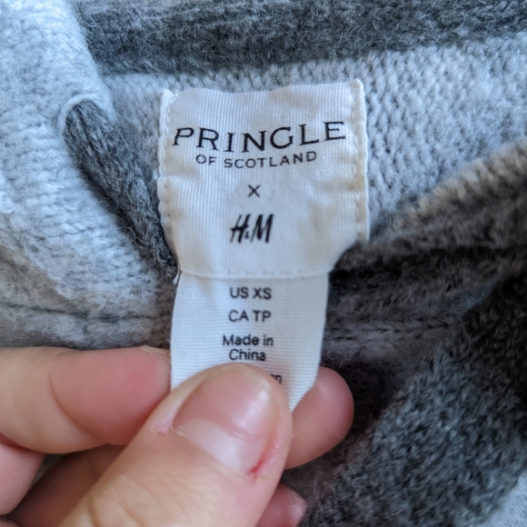 COPY - PRINGLE x H&M Soft Gray Hoodie Size XS - Picture 6 of 9